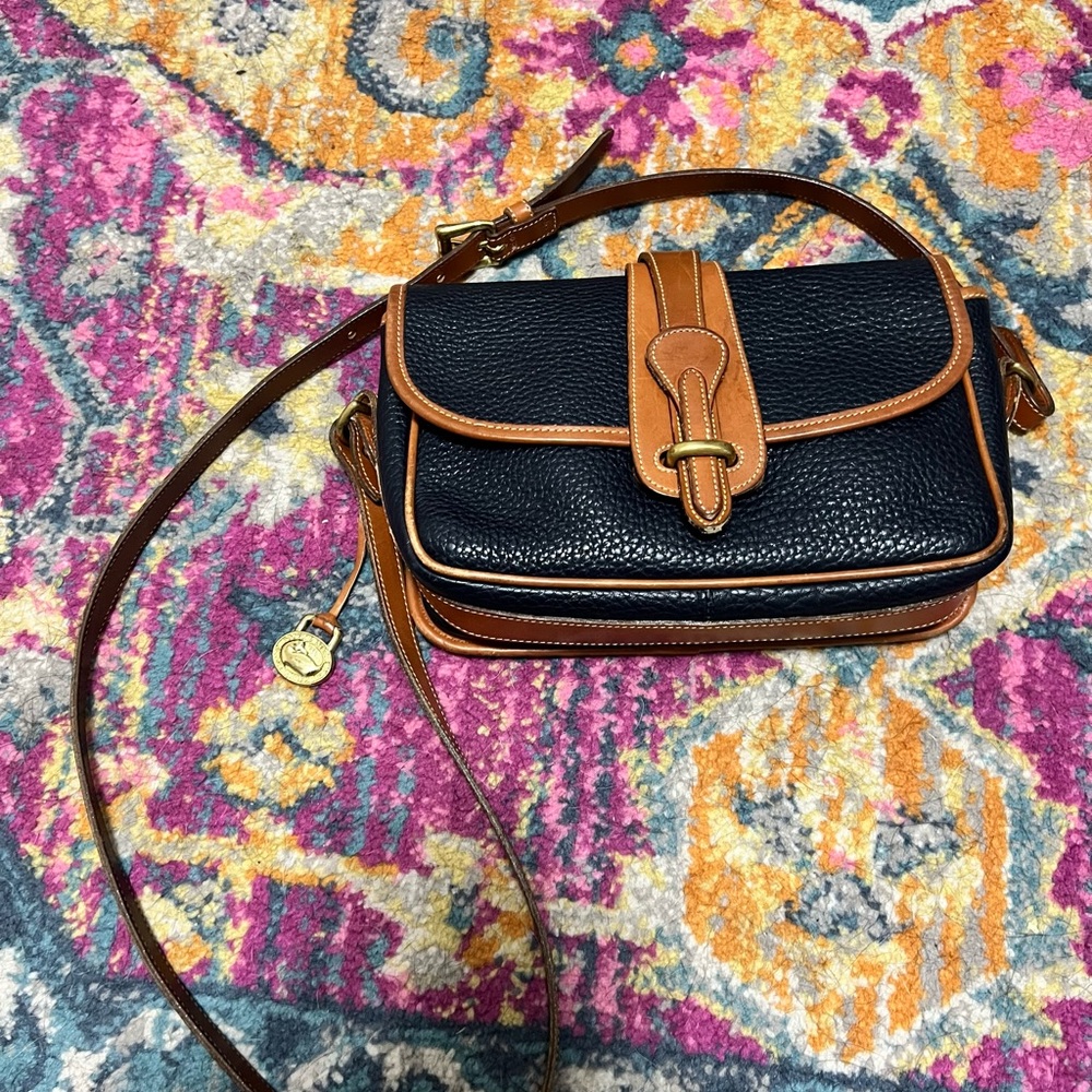 Vintage dooney crossbody bag